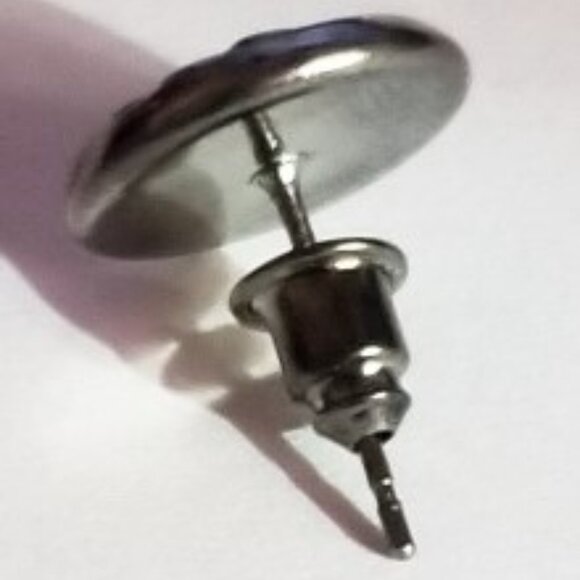 Dragon Scale Post Earrings - Picture 3 of 3